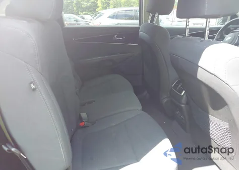 2019 Kia Sorento 2.4L Lx из США, поврежденный, VIN 5XYPG4A35KG511517